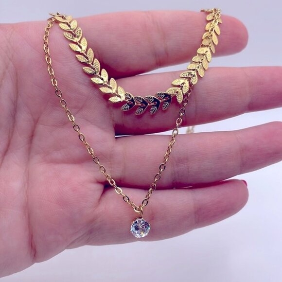 18k Gold Plated Double Leaf Chain Diamond Pendant Necklace - Picture 5 of 7